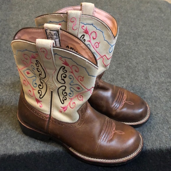 Fatbaby Ariat boots Shoes - Fatbaby Ariat boots🌹🌹🌹